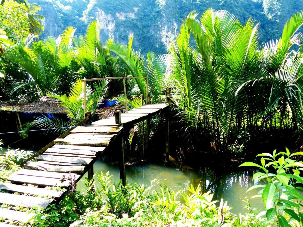 Gasthaus Kampoeng Karst Rammang Rammang Kasijala Exterior foto